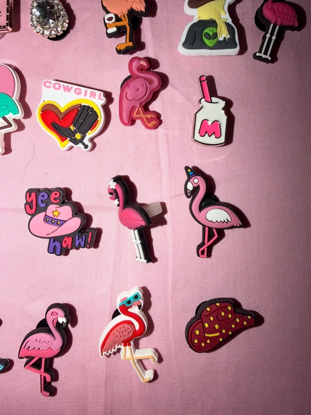 Crocs pins 1€ for one! Please read – photo 4